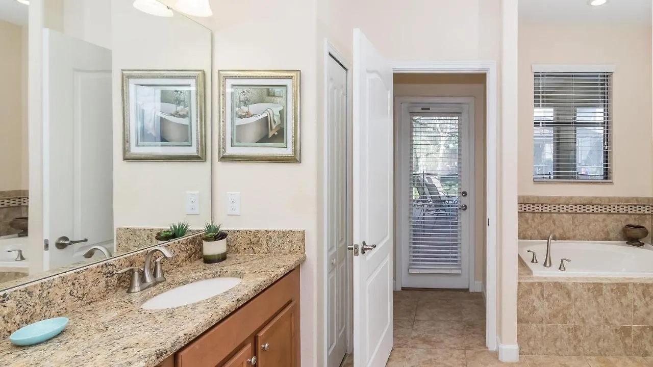 Holiday home Mansion On Myrtlewood Villa Four Corners
